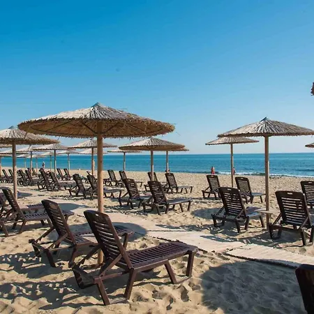 Marina White Sands Szálloda Obzor